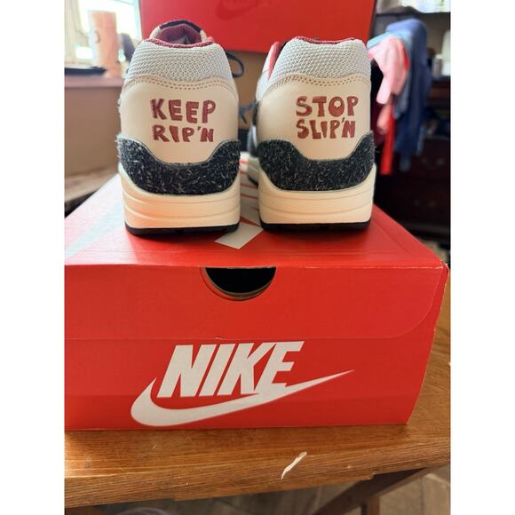 Nike Air Max 1 Size 11.5M/13W Keep Rippin Stop Slippin 2.0 FD5743-200 - Picture 4 of 11